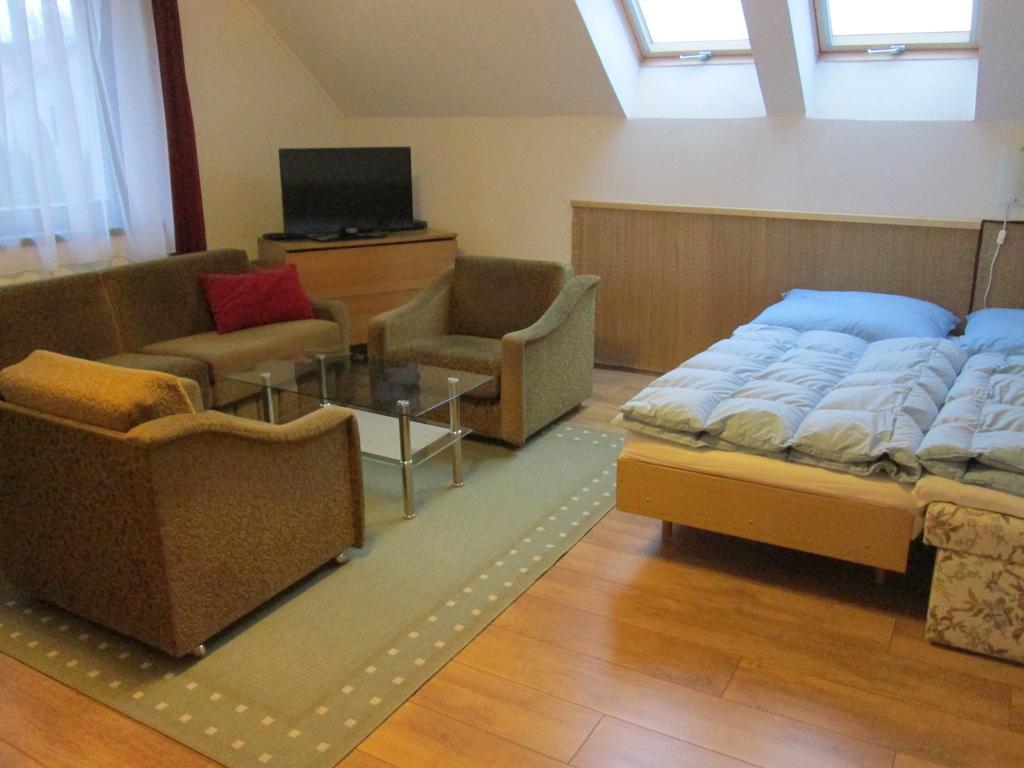 Apartman Tisa 68 Eksteriør billede
