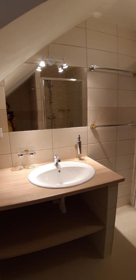 Apartman Tisa 68 Eksteriør billede