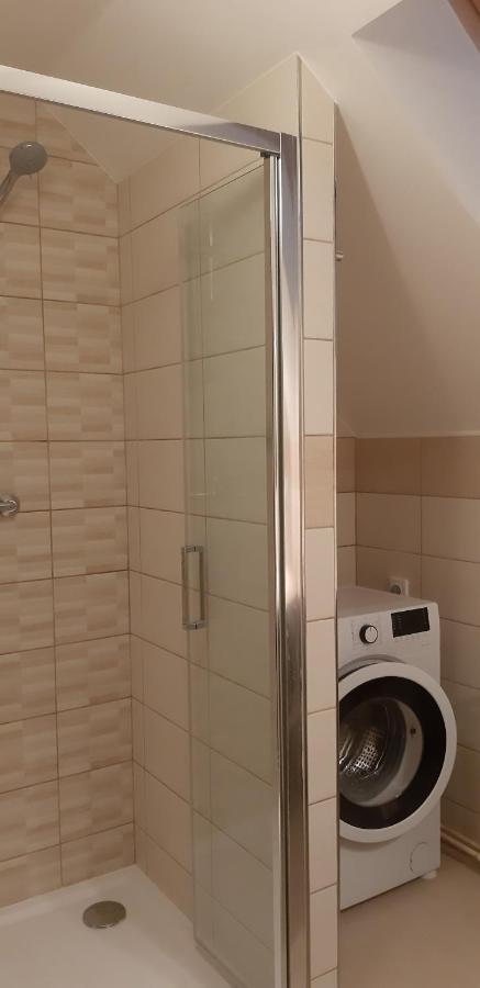 Apartman Tisa 68 Eksteriør billede